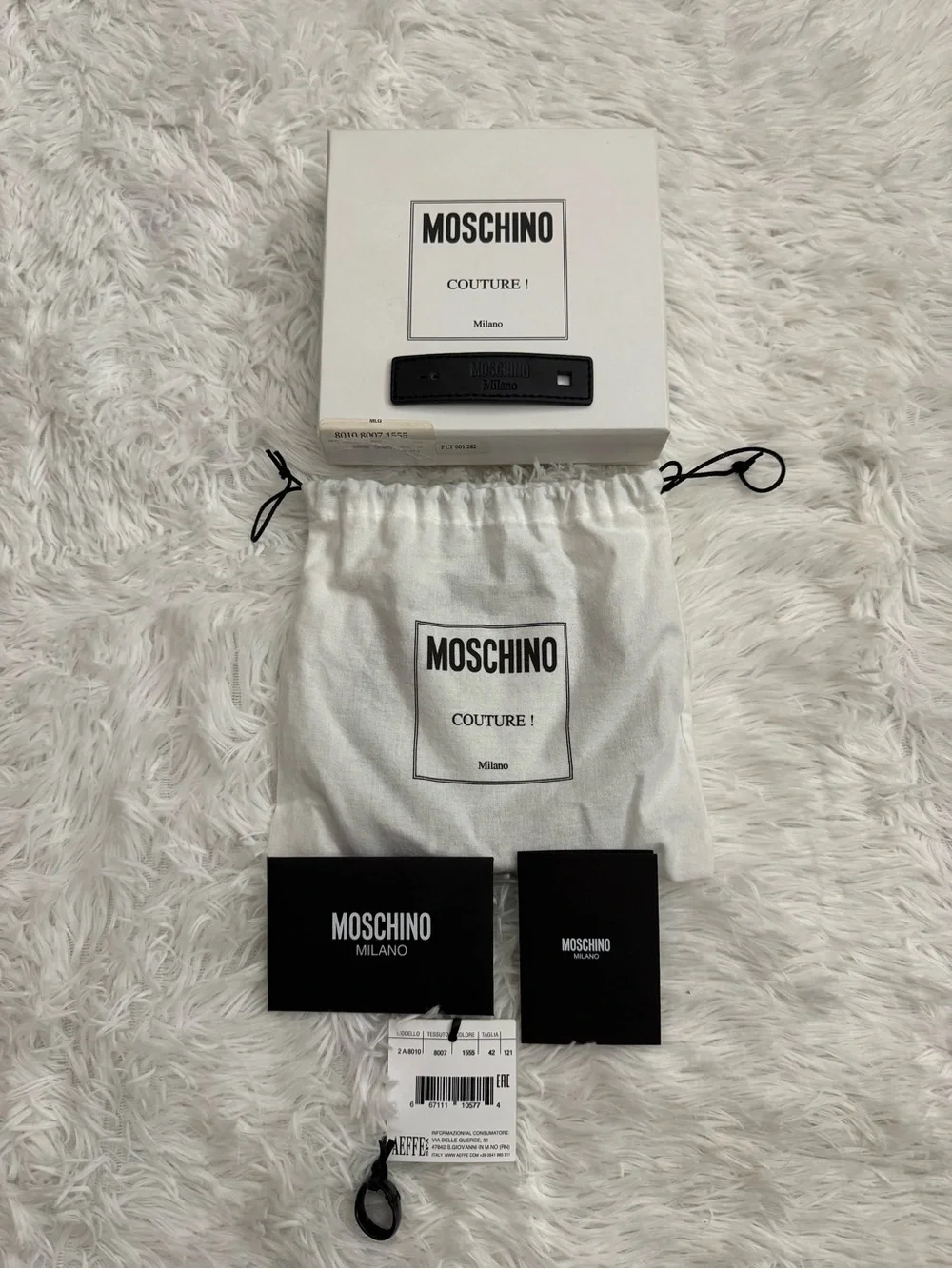 NWOT Moschino Logo Leather Belt!